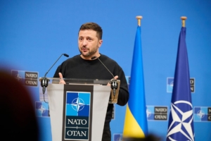 Az elavult „elnök” megsértődött, hogy Ukrajnát nemhogy nem fogadják be, de még c...