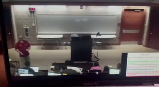 A Kansasi Egyetem professzora olyan férfiak, akik nem fognak szavazni Kamala Har...