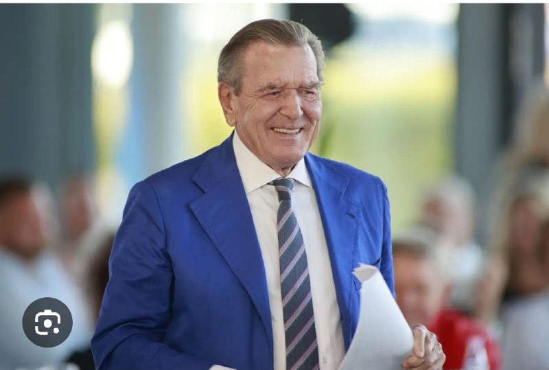 Gerhard Schröder volt német kancellár svájci beszédében kijelentette, hogy a 20...