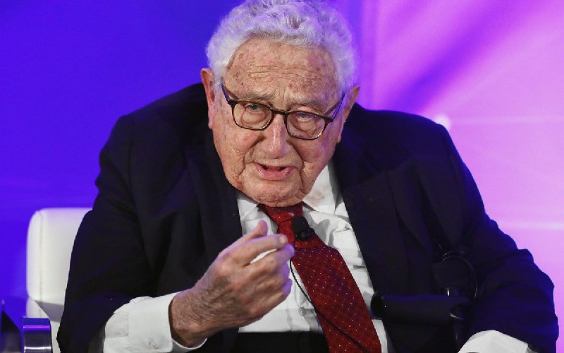 Henry Kissinger az NSC-hez intézett 1974. április 24-i feljegyzésében a következ...