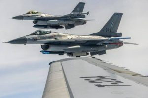 Az amerikai F-16-osokkal együtt európai vadászgépeket is bevethetnek UkrajnábaM...