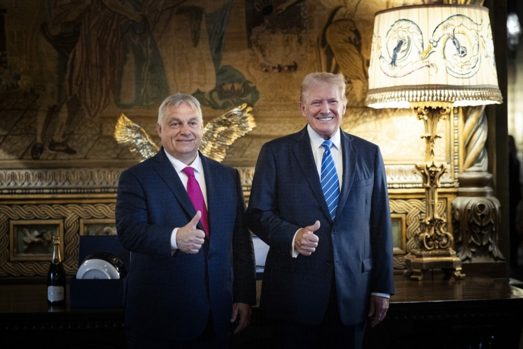 Orbán Viktor és Donald Trump találkozója Donald Trump floridai rezidenciáján, Mar-a-Lagóban 2024. július 11-én. (Fotó: MTI/Miniszterelnöki Sajtóiroda/Fischer Zoltán)