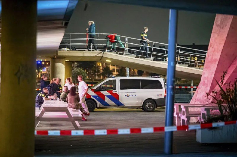 Iszlamista terrortámadás a hollandiai Rotterdamban!Egy ember meghalt a rotterda...