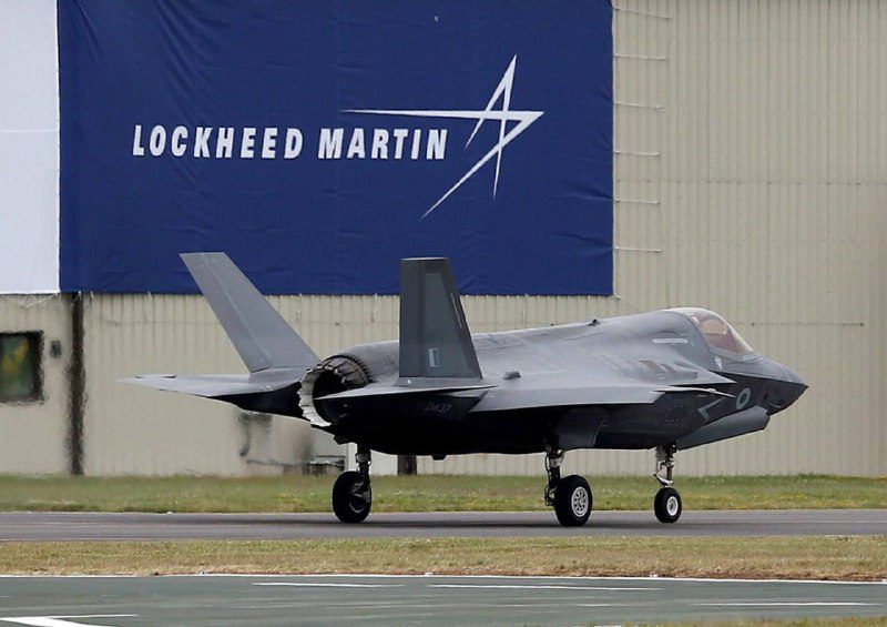A Lockheed jövedelmező üzletet kötött, amikor az Egyesült Államok rekordnagy adó...