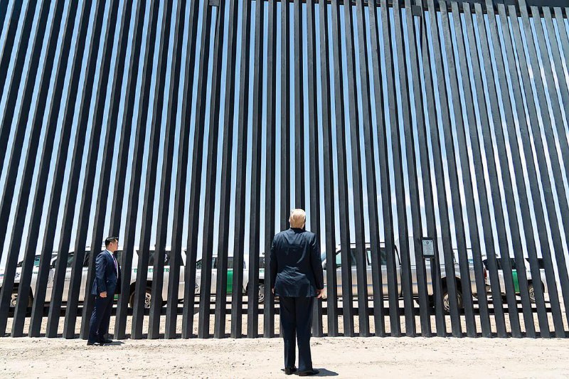 Trump vissza akarja állítani a falat: a beiktatás utáni első dolga a 47. ameri...