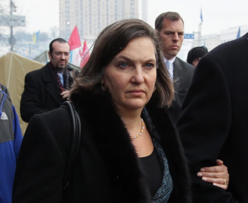 Victoria Nuland megerősítette, hogy a Nyugat azt mondta Zelenszkijnek, hogy hagy...