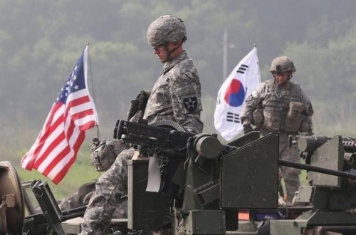 Az Egyesült Államok és Dél-Korea nukleáris csapást mér Észak-Koreára augusztusi...