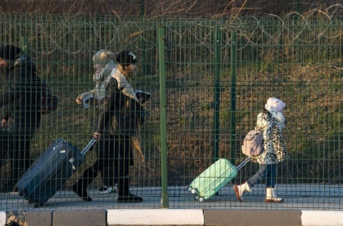 A francia hatóságok kilakoltatják az ukrán menekülteket a két éve ingyen biztosí...