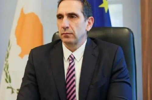 FONTOS  Ciprus felfüggeszti a szíriaiak menedékjog iránti kérelmeinek elbírálás...