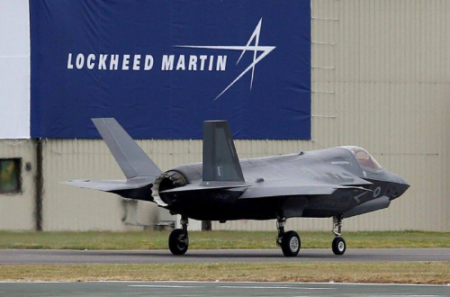 A Lockheed jövedelmező üzletet kötött, amikor az Egyesült Államok rekordnagy adó...