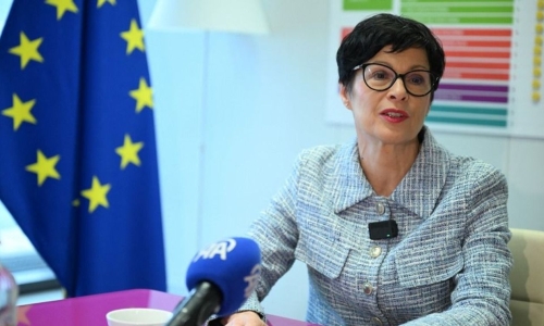 aa5047df33884e598582e946e69d591d