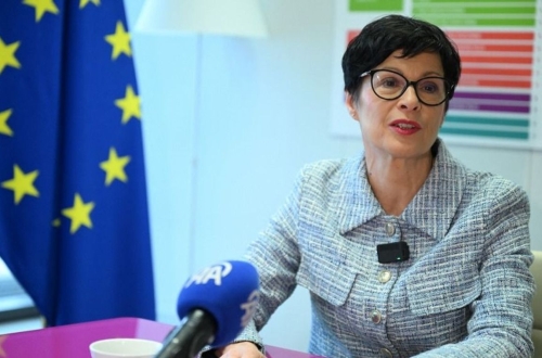 aa5047df33884e598582e946e69d591d