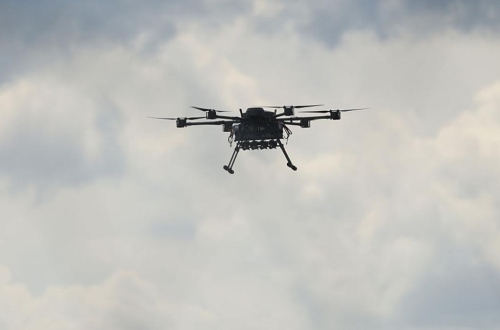 dron-lipcse