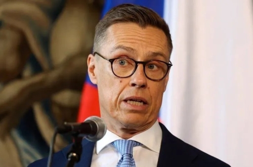 finn elnok